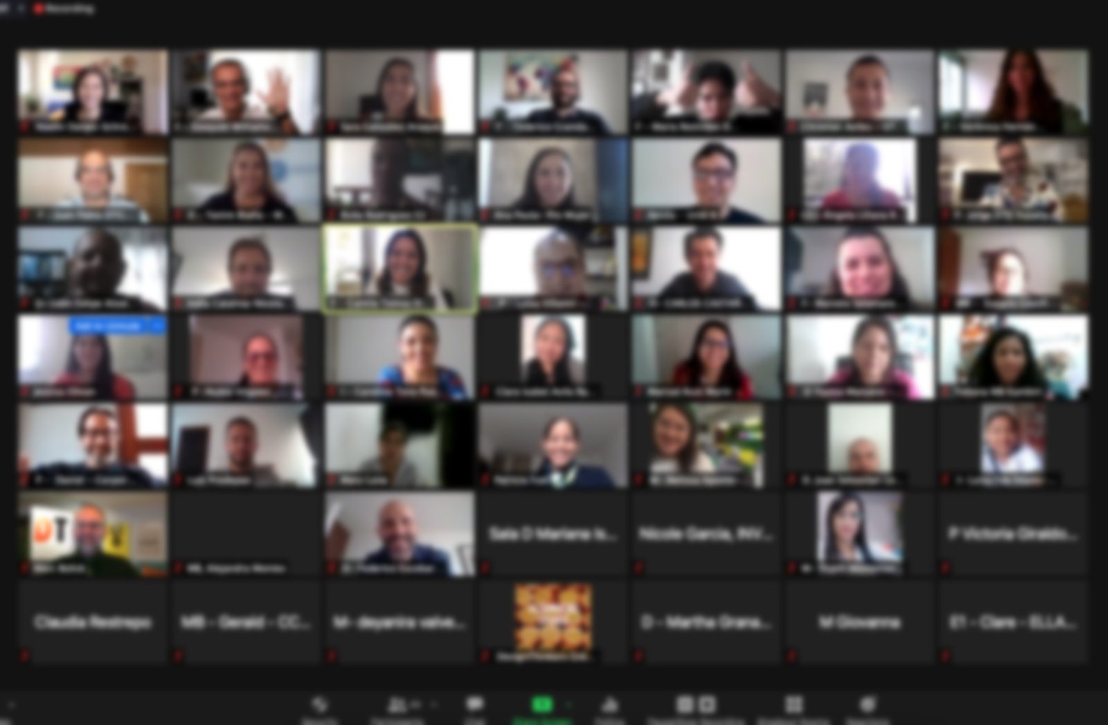 A large virtual workshop gathering with many participants collaborating.